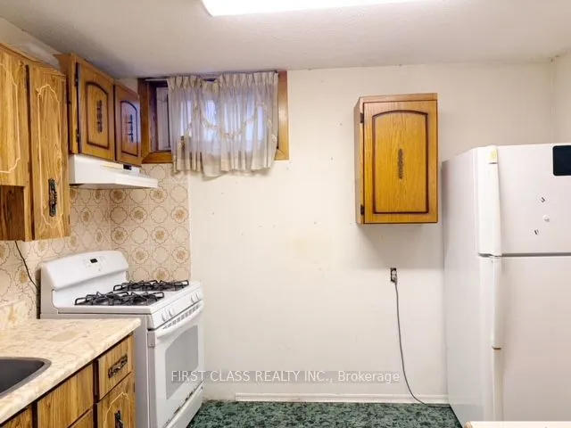 82 Gooderham Drive, ON M1R 3G7