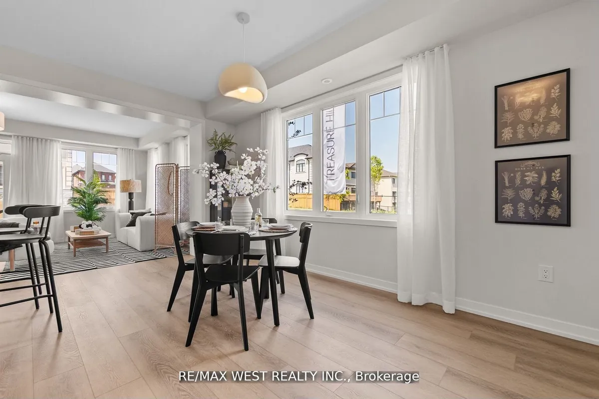 18 Ziibi Way, ON L1B 1G9