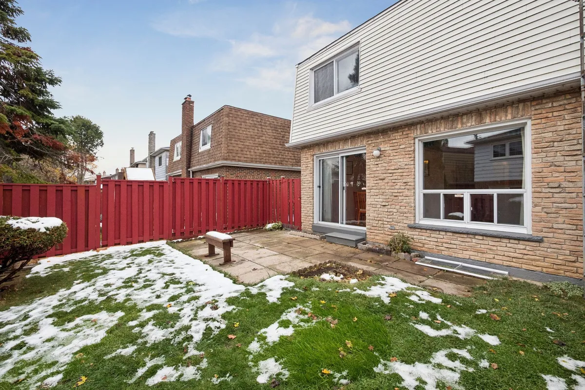 339 Chartland Boulevard, ON M1S 3P4