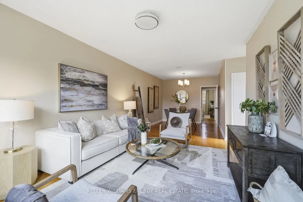 37 Billingsgate Crescent, ON L1S 2R7