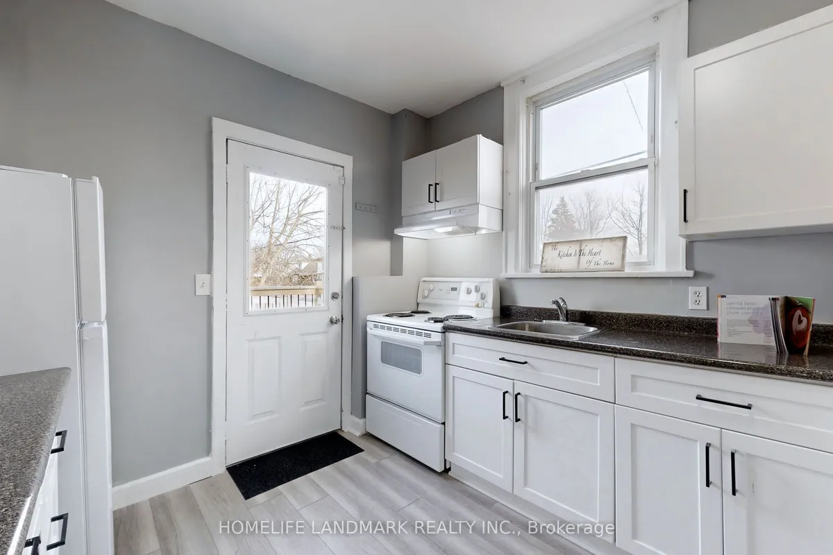 173 Ritson Road, ON L1H 5H4