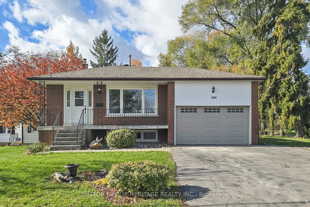 584 Westshore Boulevard, ON L1W 2T7