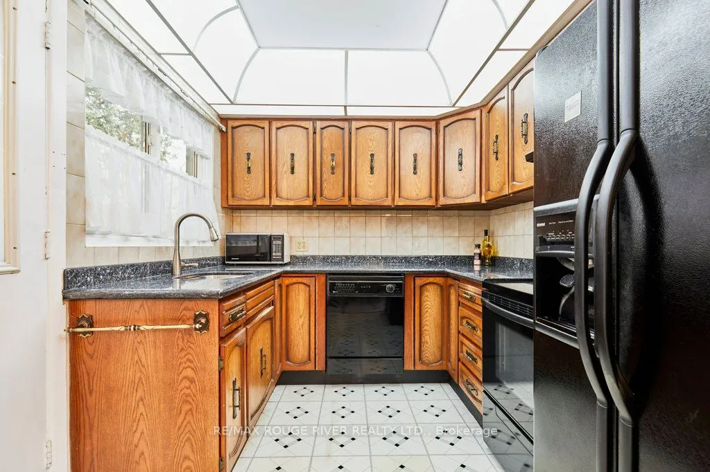 22 Northfield Road, ON M1G 2H4