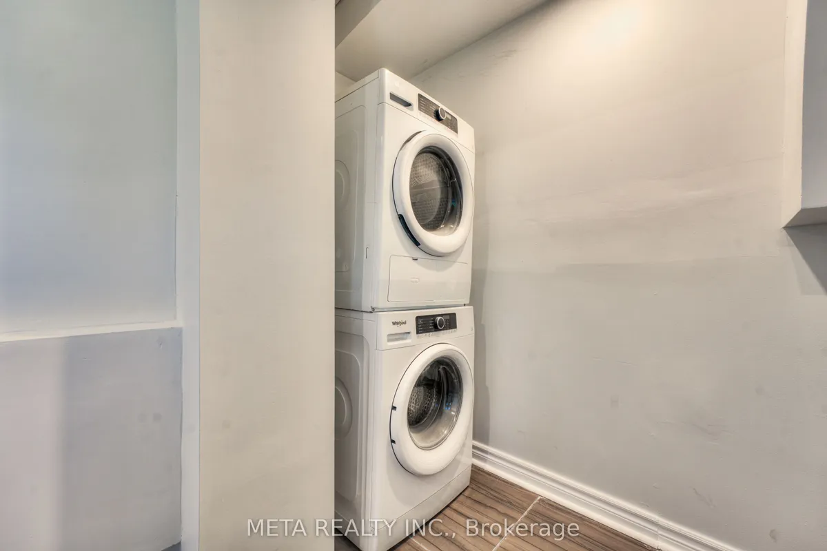 35 Duncombe Boulevard, ON M1M 3A4