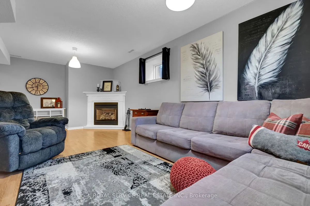 6 Goodwin Avenue, ON L1C 4Z4