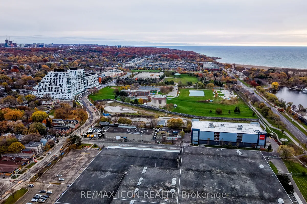 898 Eastern Avenue, ON M4L 1A4