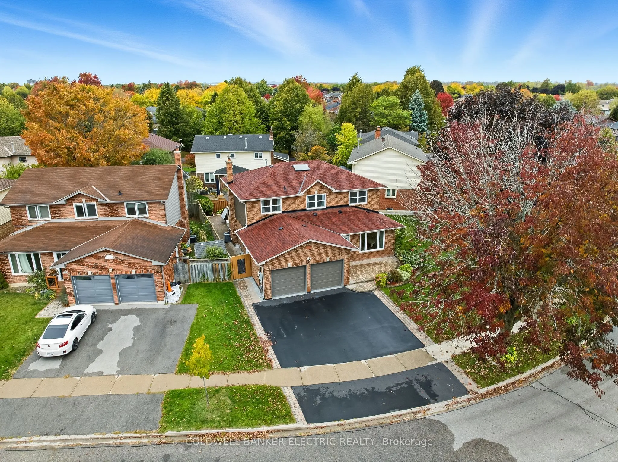 86 Rollo Drive, ON L1S 7B7