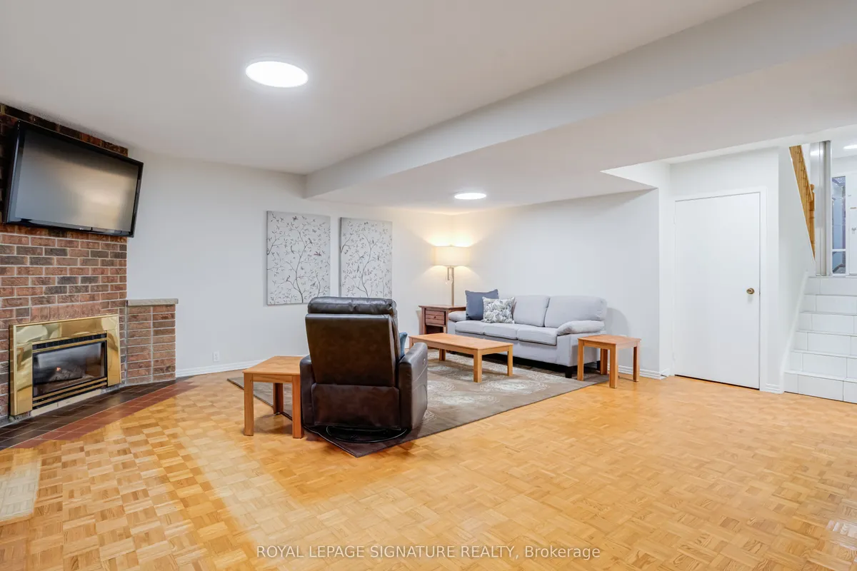 35 Parsonage Drive, ON M1B 4J2