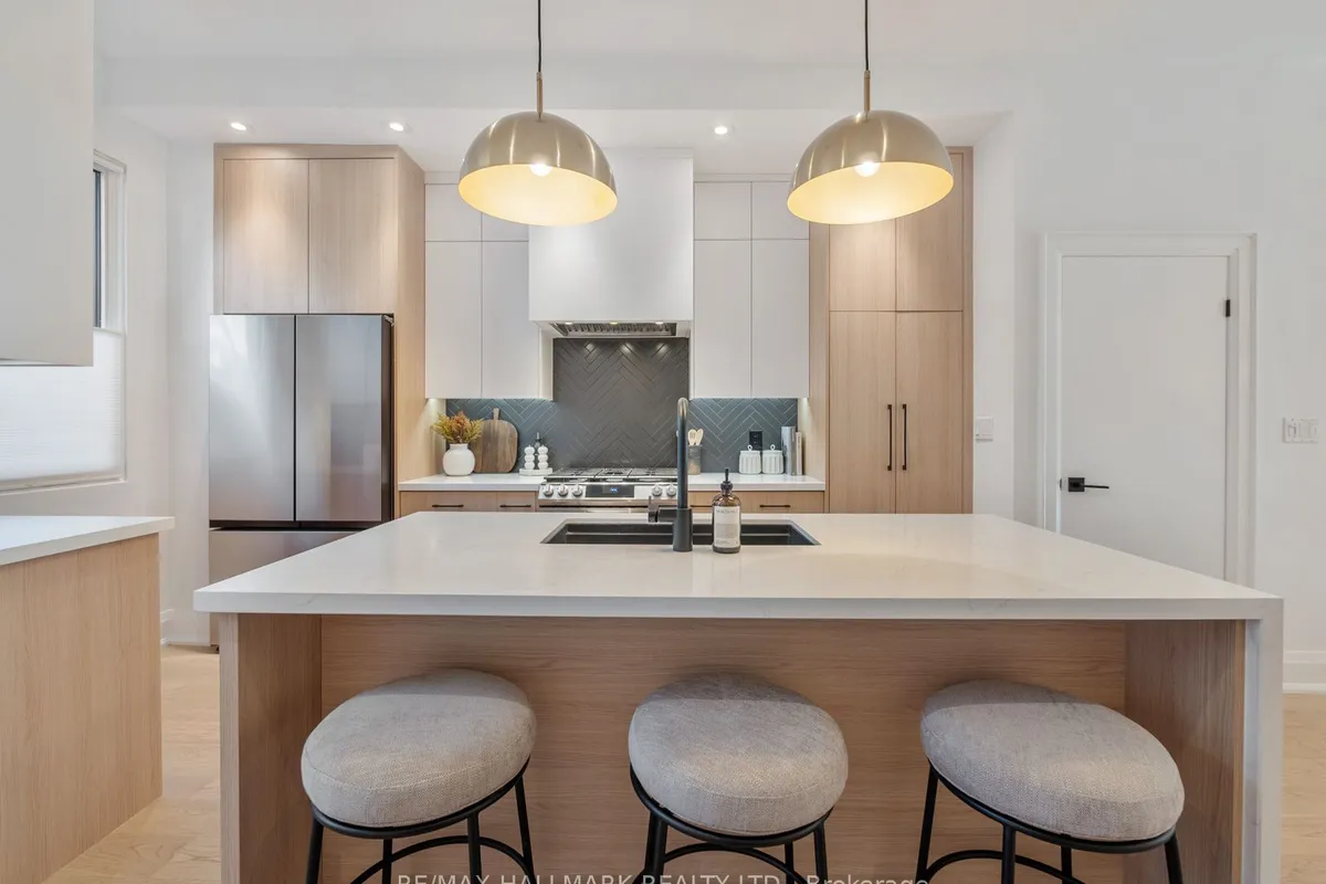 47 Allen Avenue, ON M4M 1T5