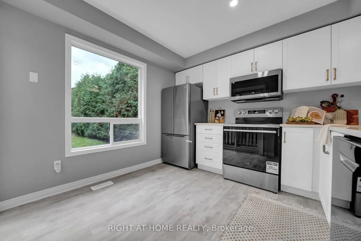 9 Kershaw Street, ON L1C 4S4