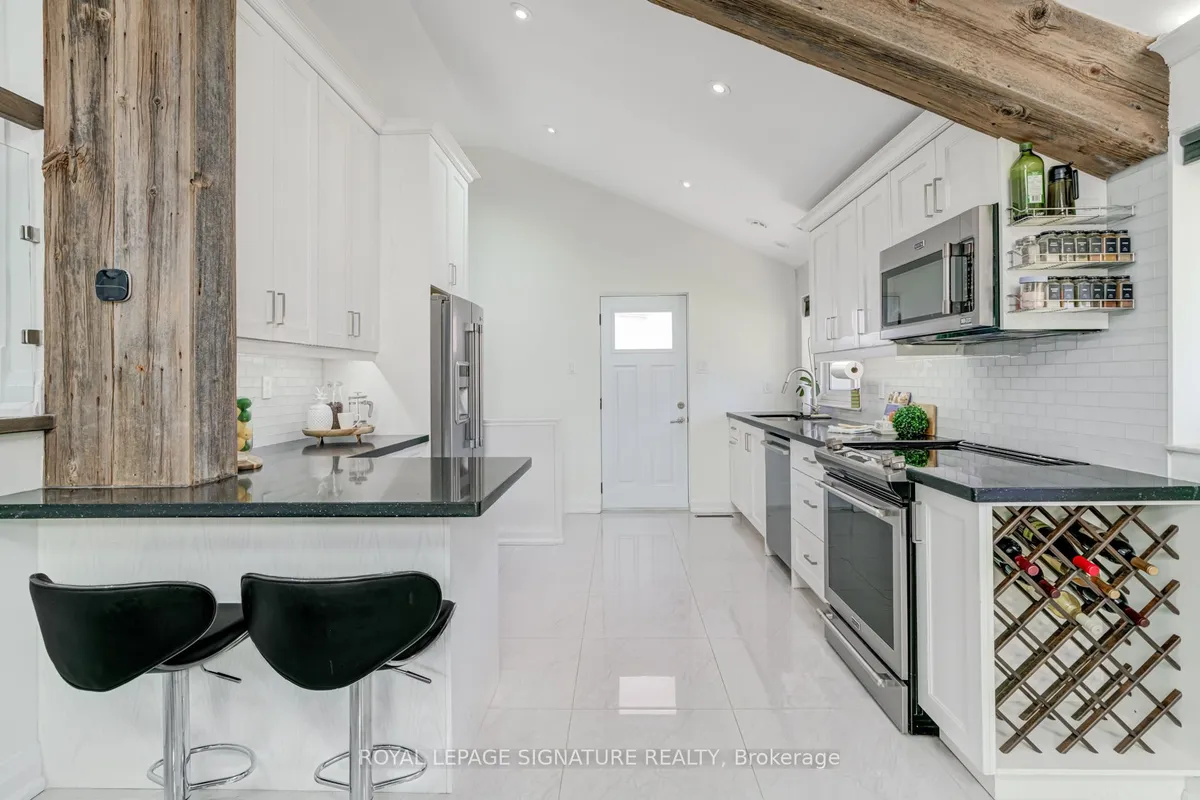 57 Munson Crescent, ON M1P 3M8