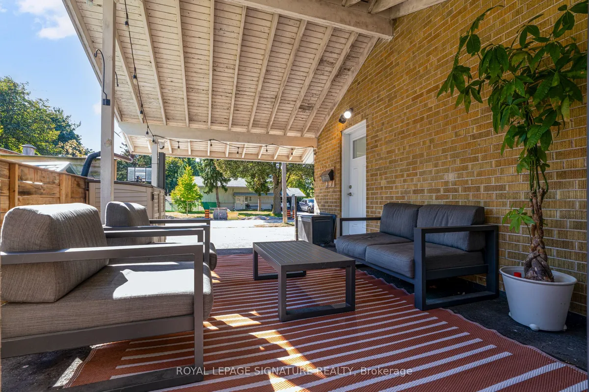 57 Munson Crescent, ON M1P 3M8