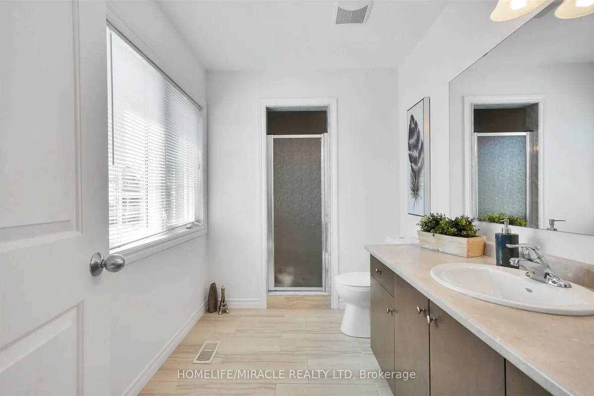 50 Murray Tabb Street, ON L1C 3K7