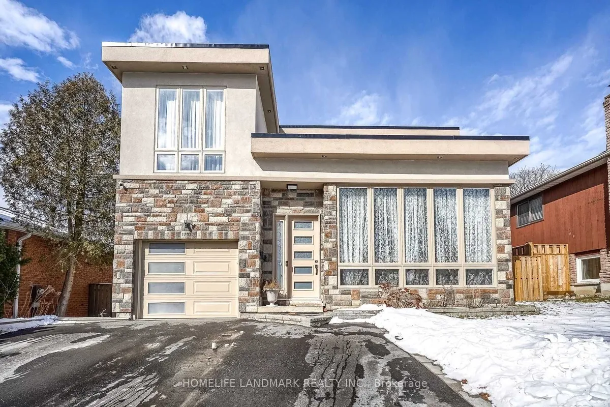 1703 Shadybrook Drive, ON L1V 3A3