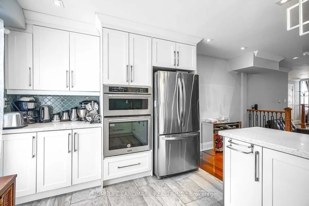 1703 Shadybrook Drive, ON L1V 3A3