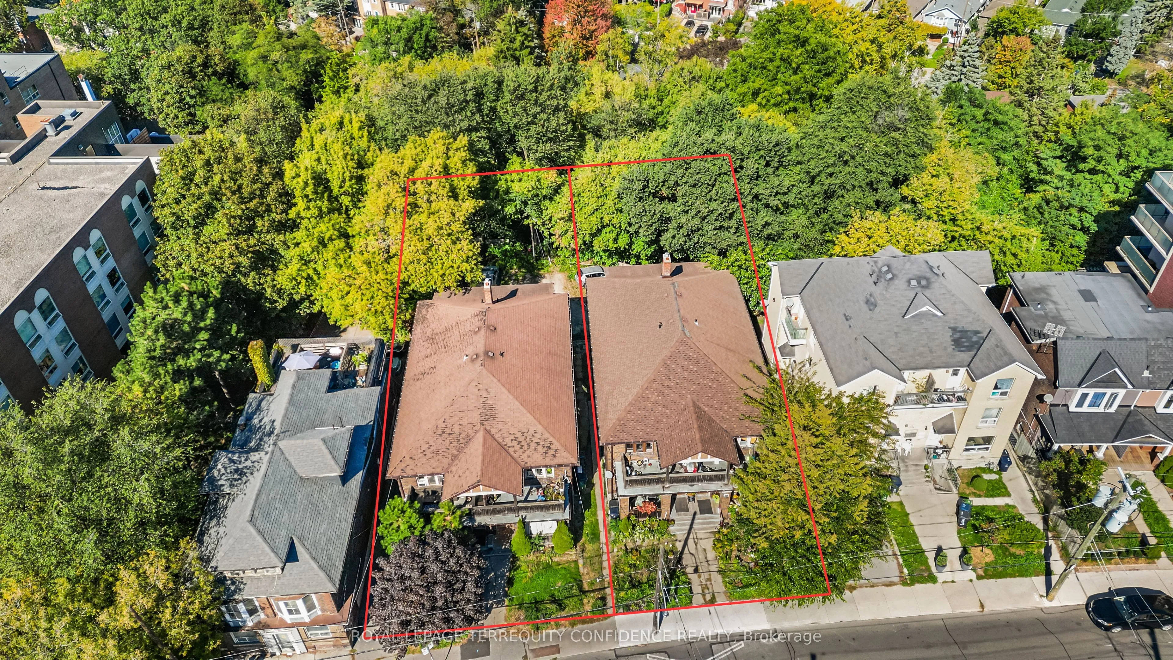 558-562 Kingston Road, ON M4E 1P9