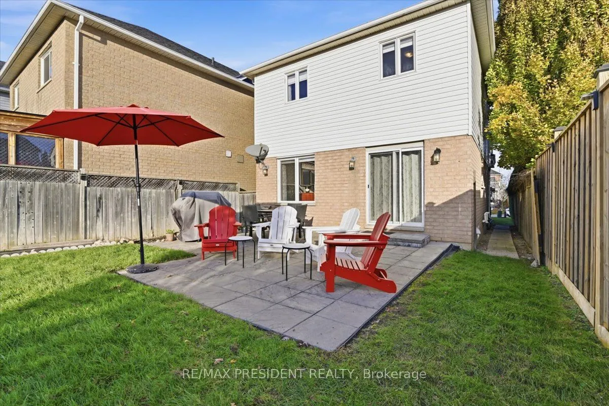 8 Cotton Street, ON L1C 5H3