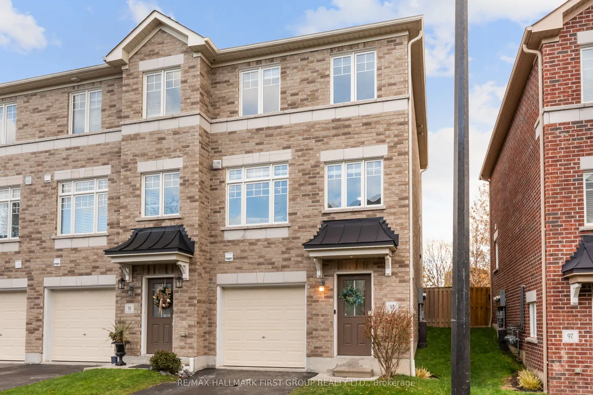 93 Markham Trail, ON L1C 0S4