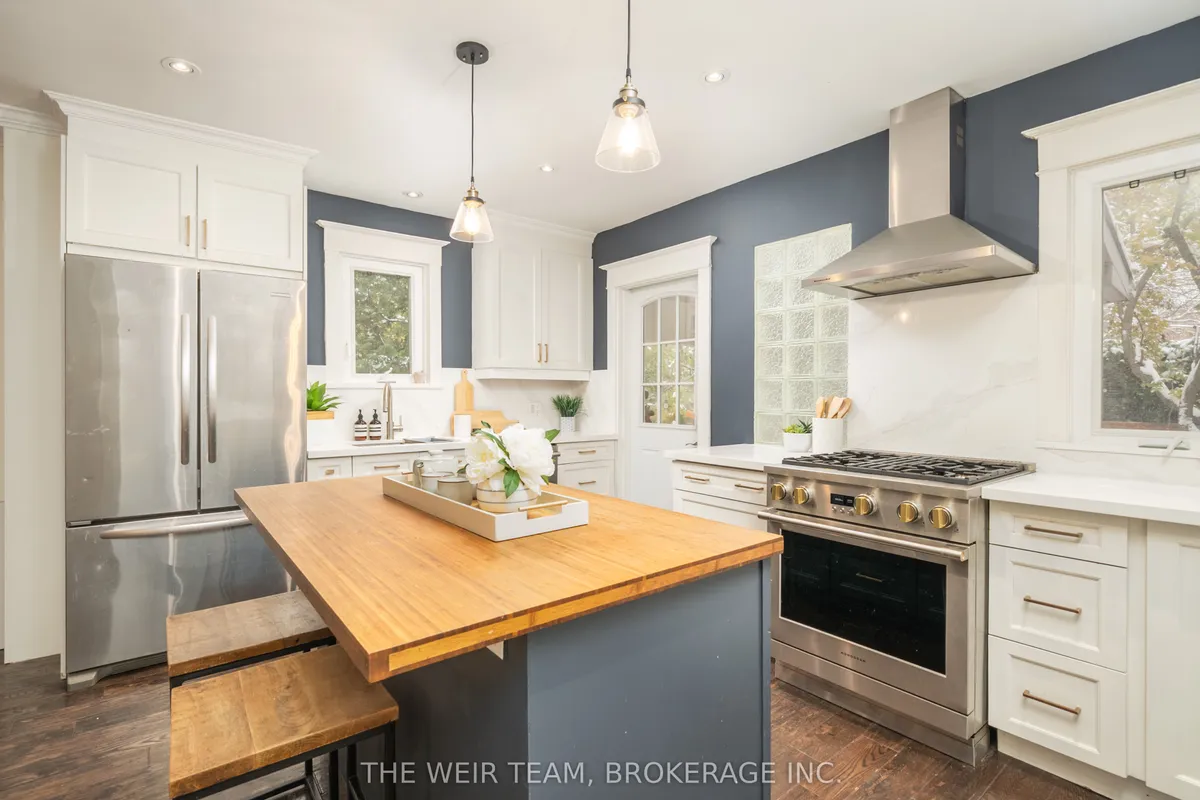 31 Glenmount Park Road, ON M4E 2M8