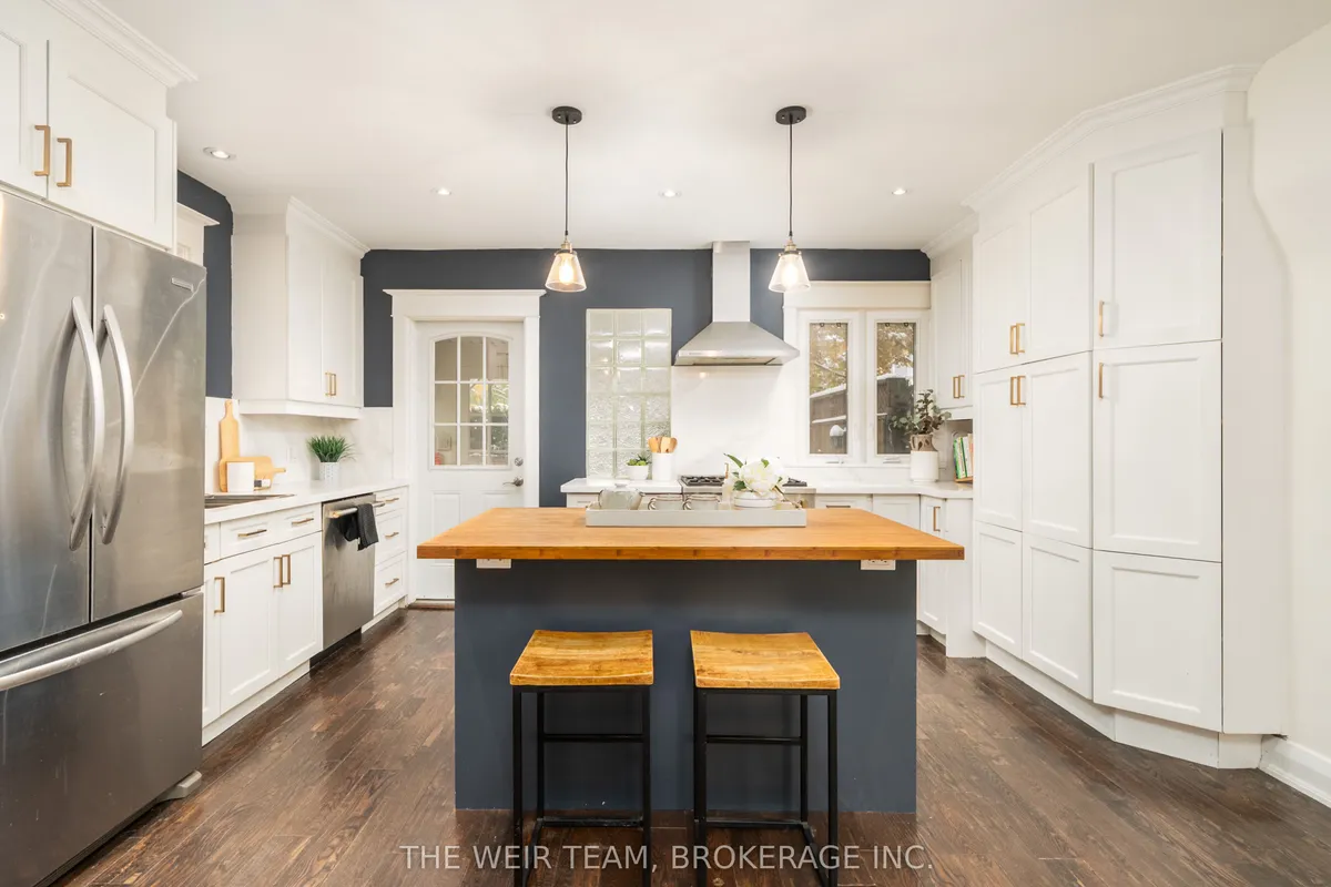 31 Glenmount Park Road, ON M4E 2M8