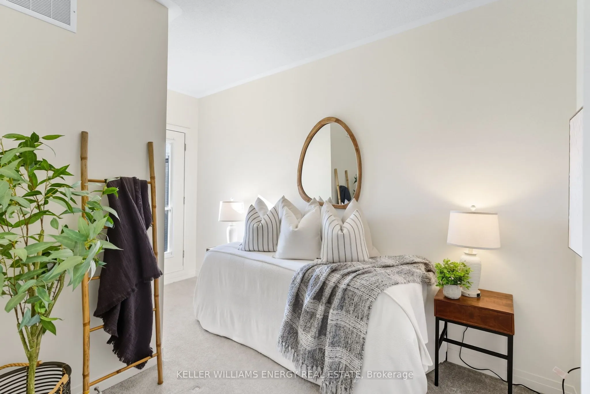 1507 Green Road, ON L1C 7E8