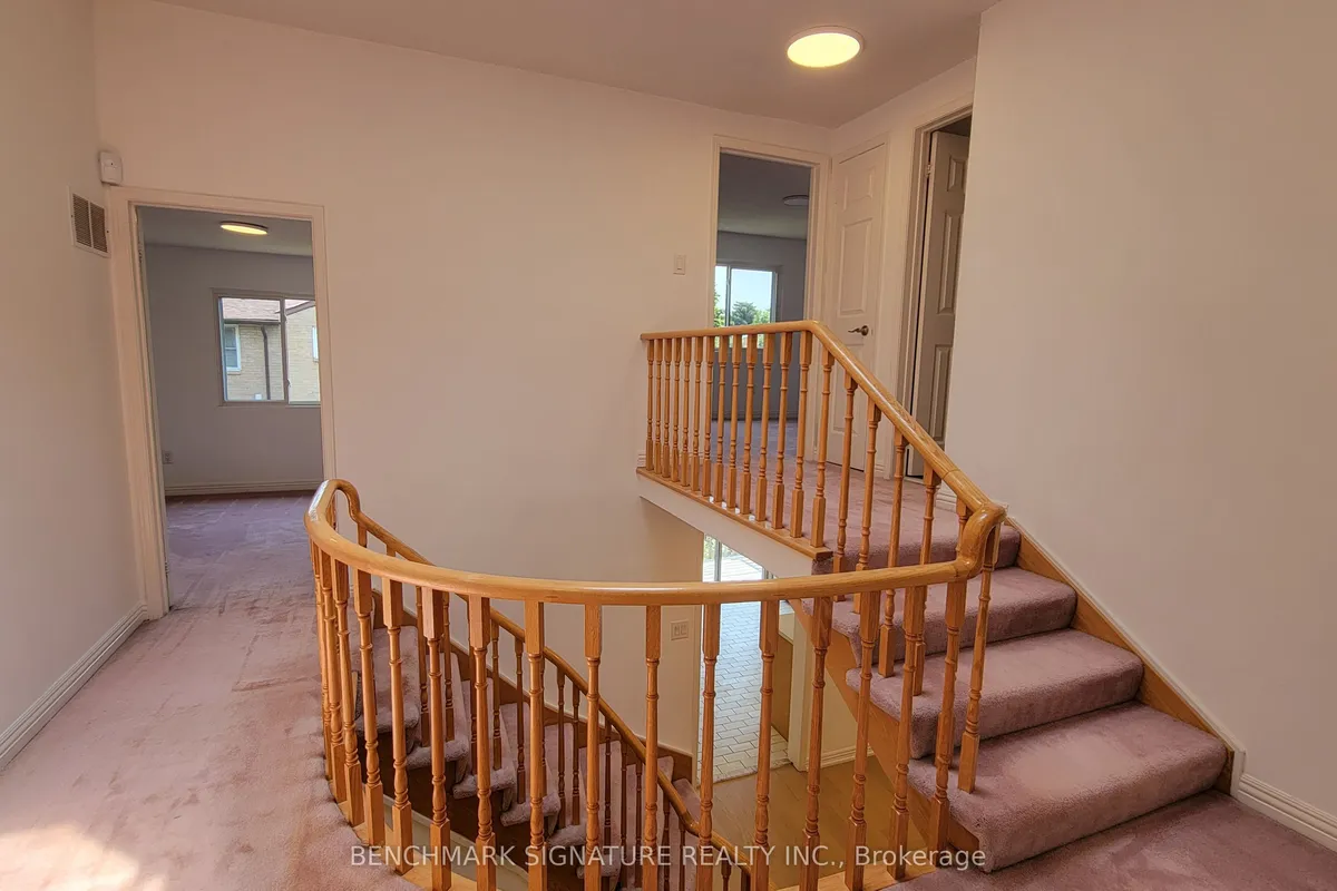 35 Wintermute Boulevard, ON M1W 3M5