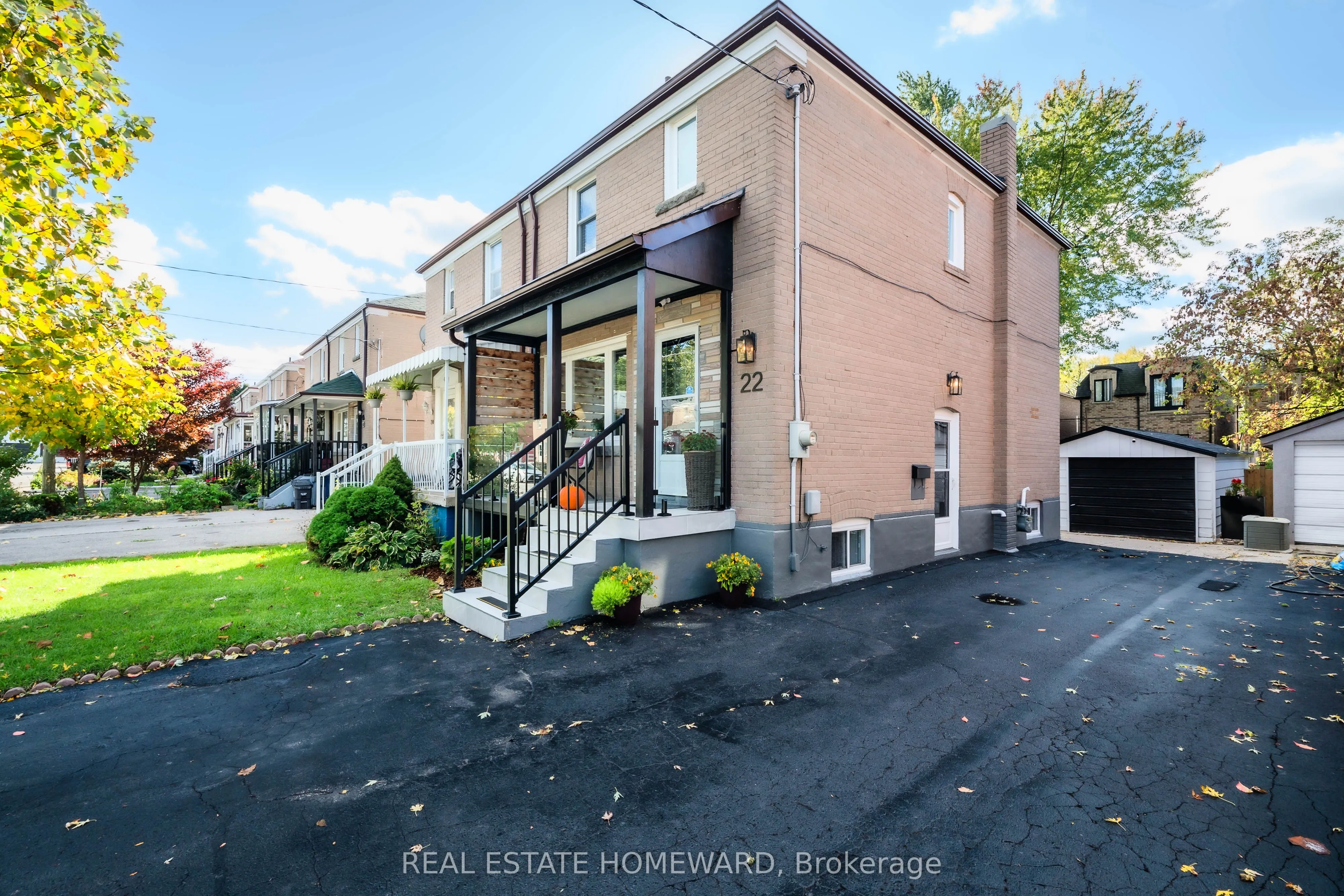 Semi-Detached  interior view at 22 Rupert Street Toronto