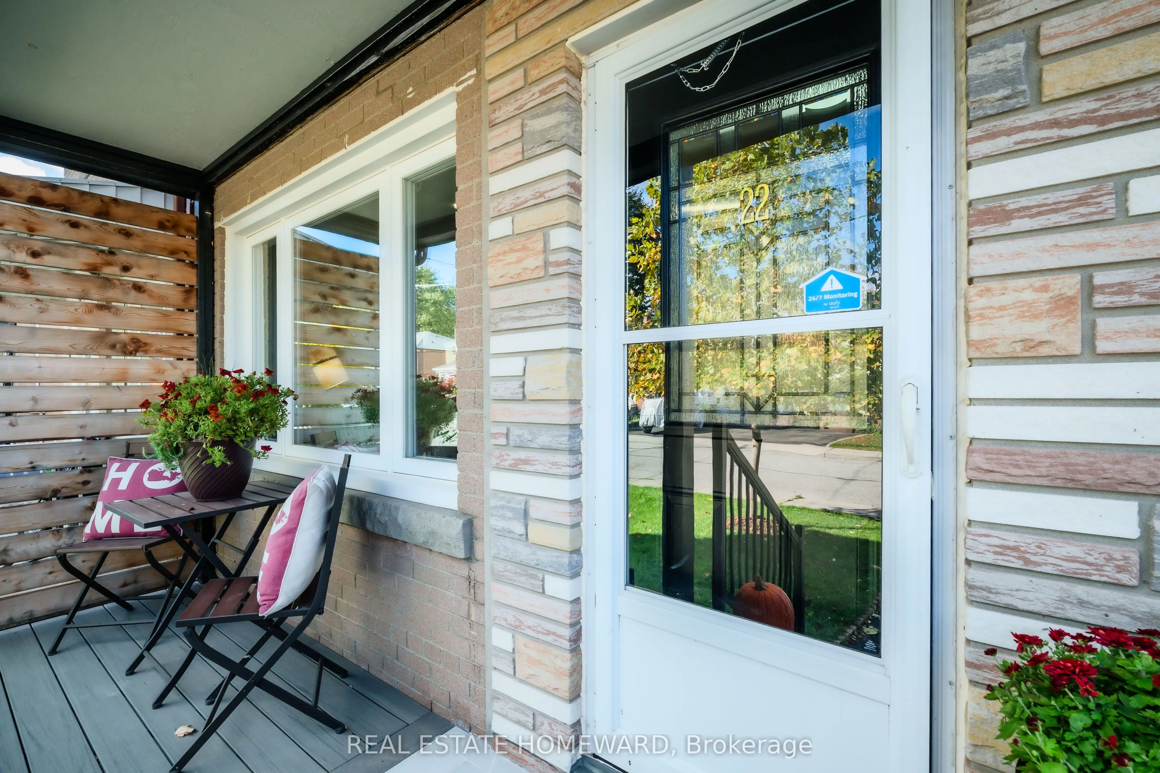 Semi-Detached  kitchen at 22 Rupert Street Toronto