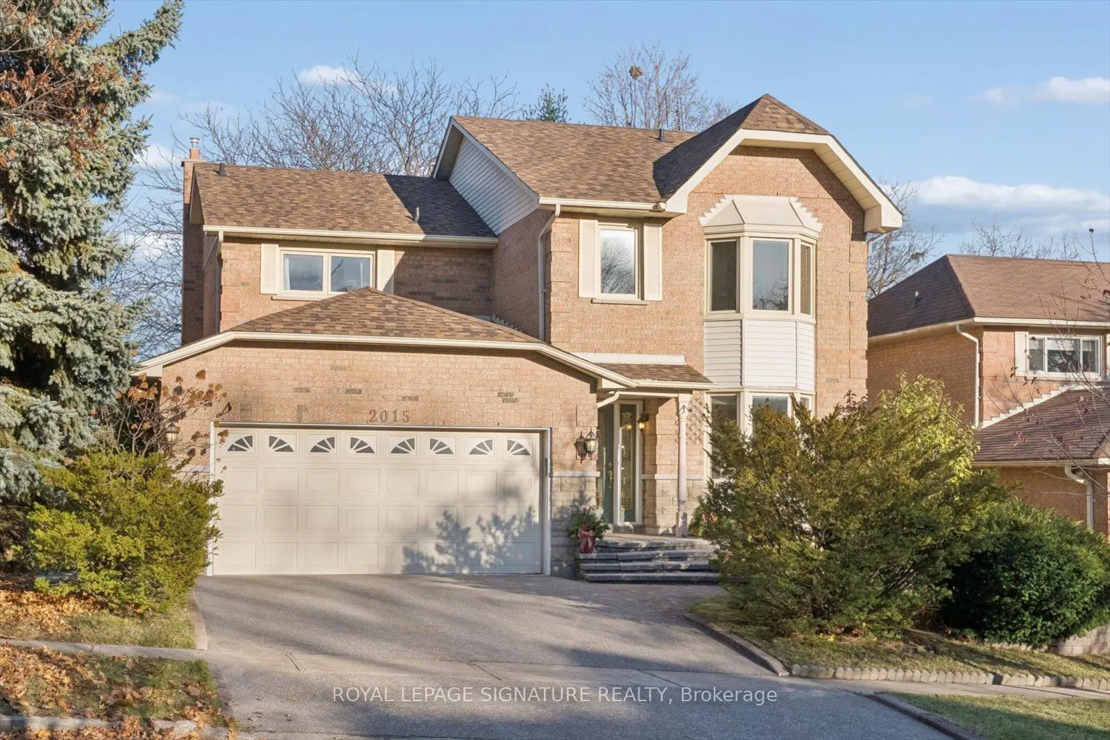 2015 Lynn Heights Drive, ON L1X 1N5