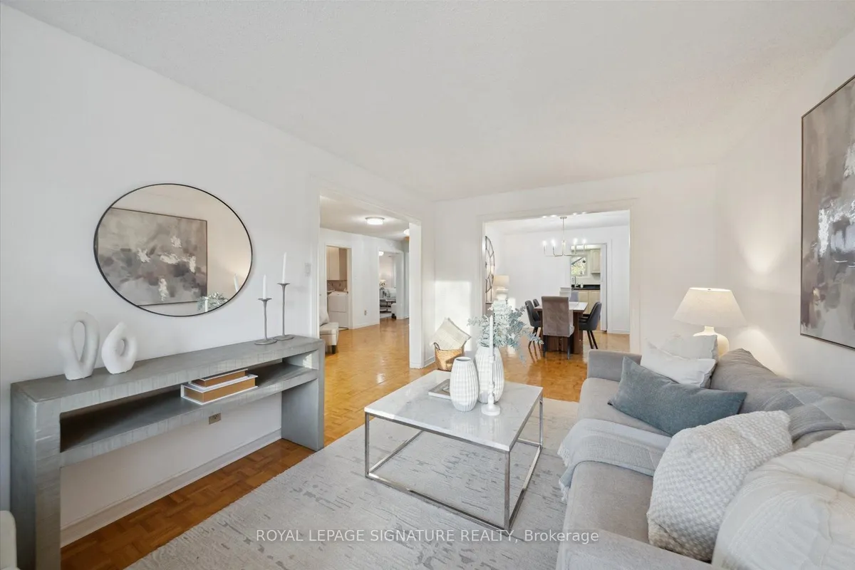 2015 Lynn Heights Drive, ON L1X 1N5