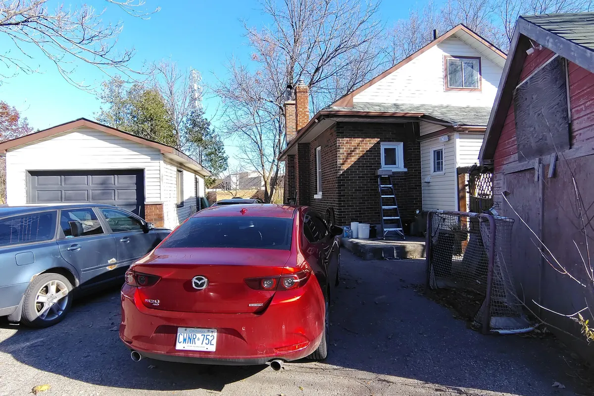 304 West Scugog Lane, ON L1C 3K2