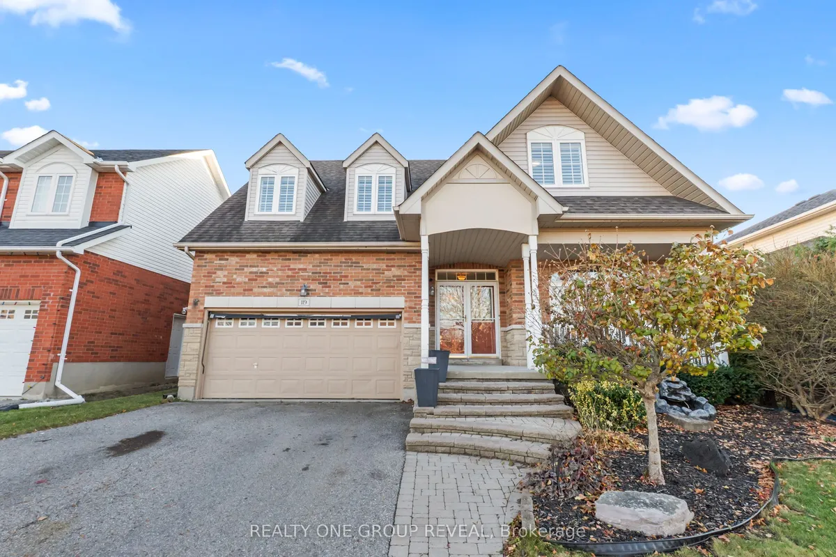 119 Clayton Crescent, ON L1C 4P2