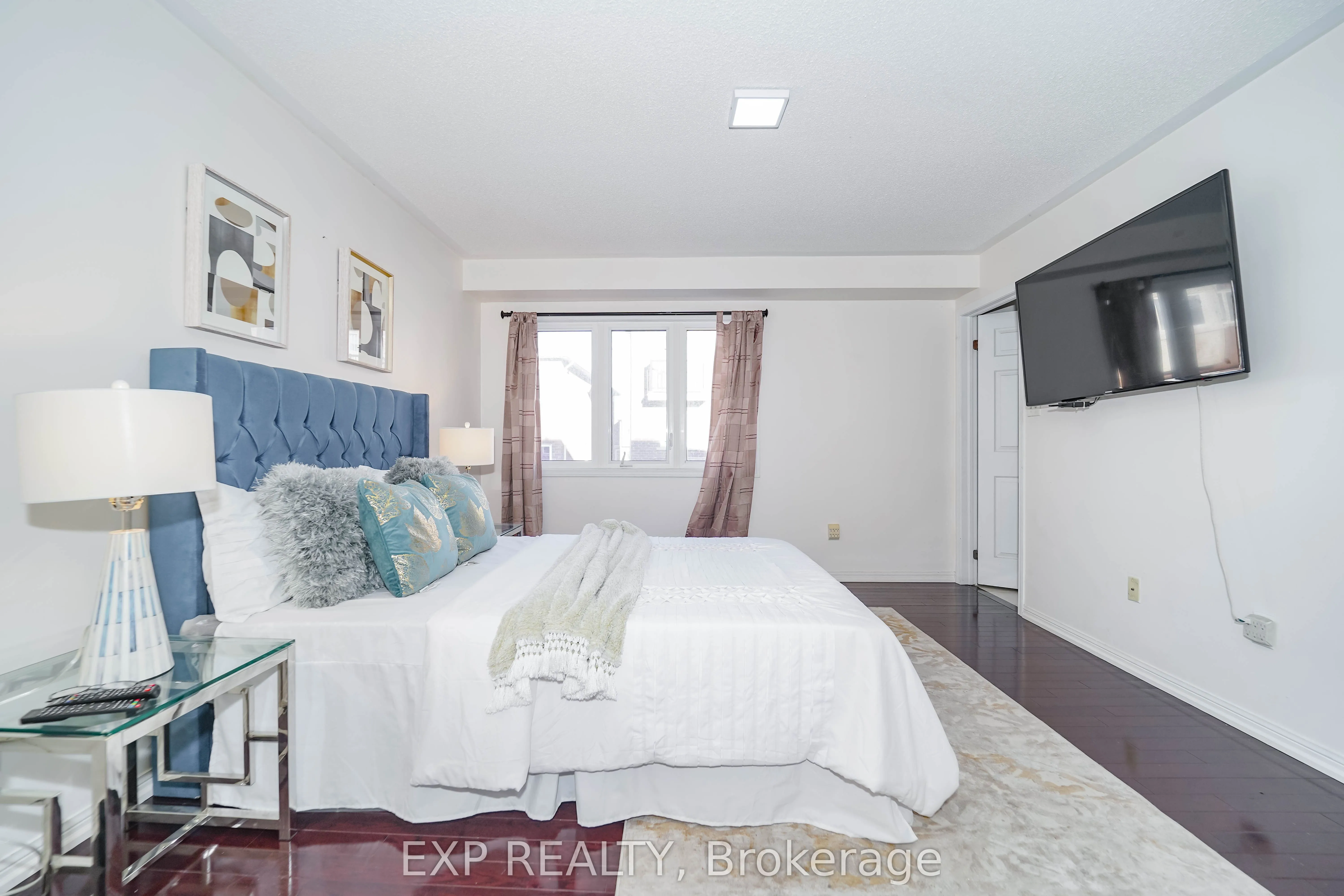 Semi-Detached  4 bedroom 4 bathroom at 18 Winkler Terrace in Toronto - MLS# E12563780