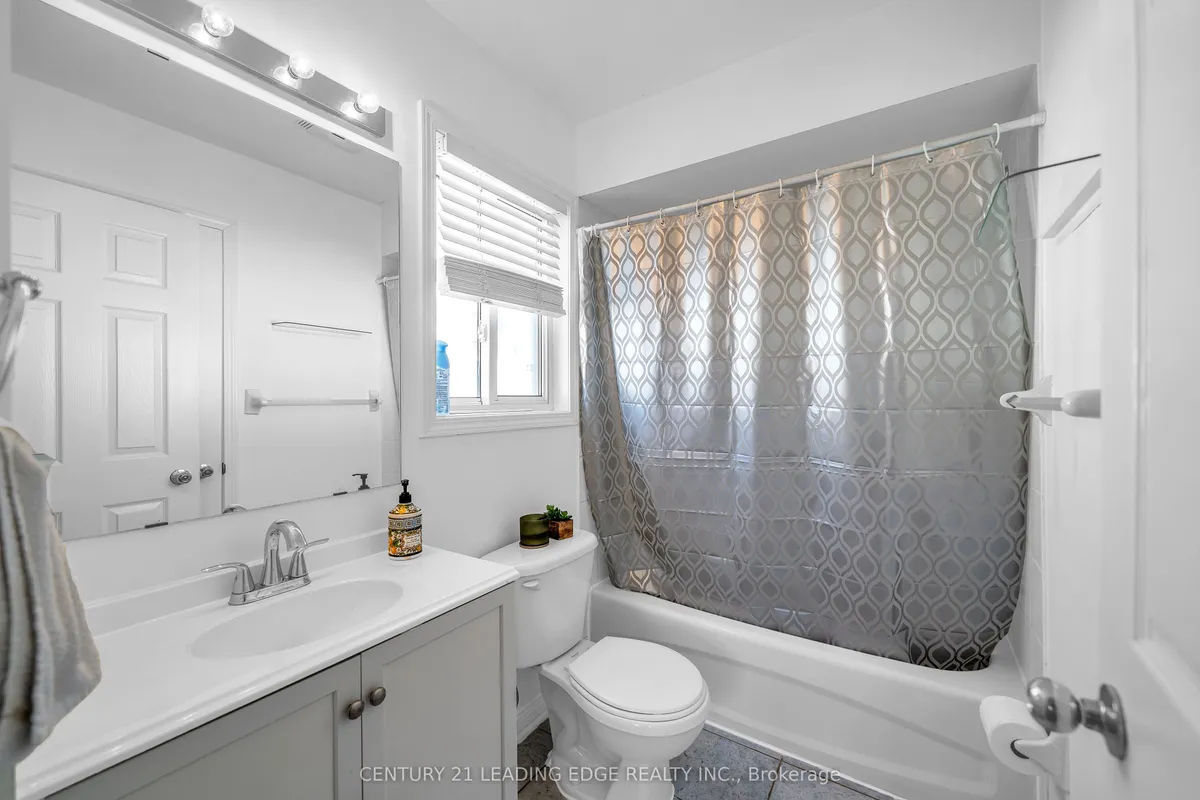 332 Swindells Street, ON L1C 5G9