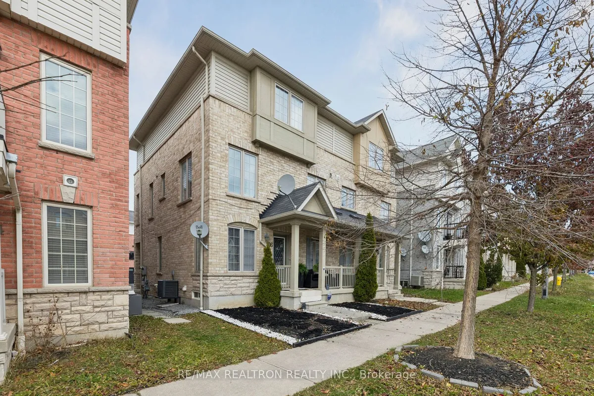 106 Barnham Street, ON L1Z 0K7