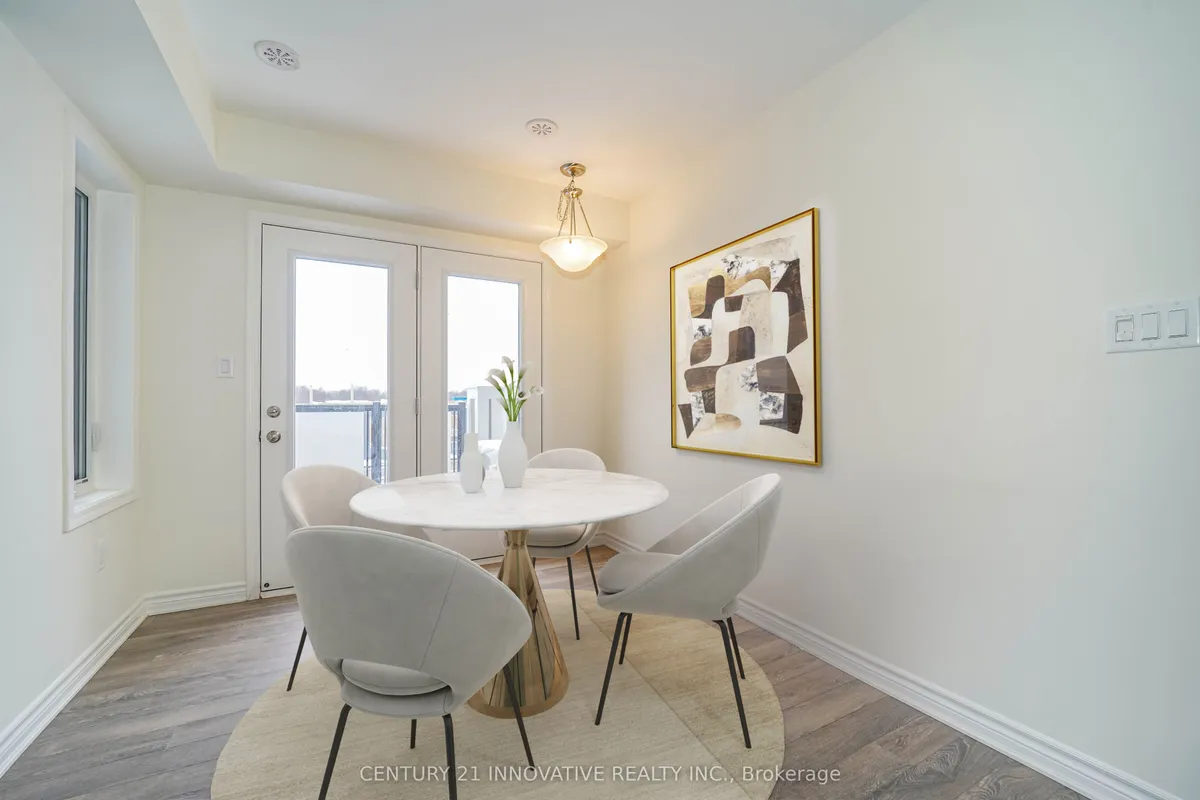 3325 Thunderbird Promenade, ON L1X 0N4