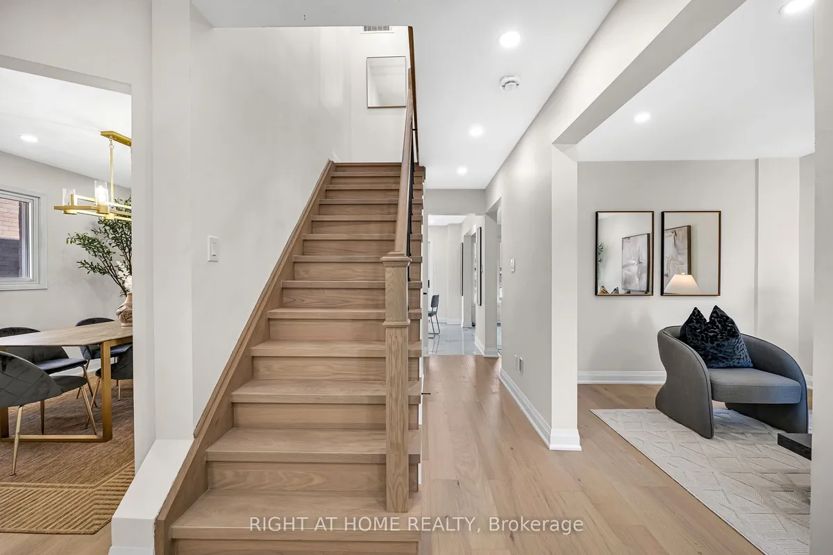 67 Reese Avenue, ON L1T 3V8