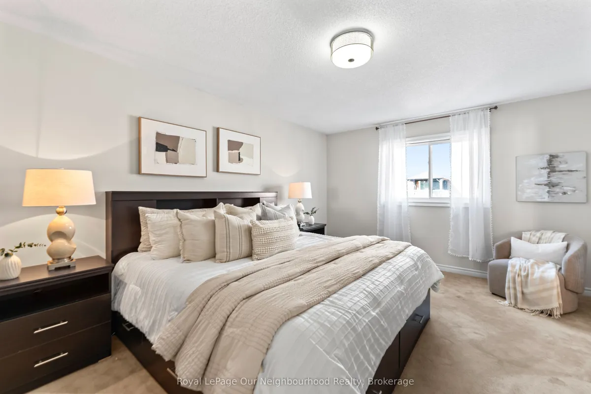 95 Laprade Square, ON L1C 3Y6