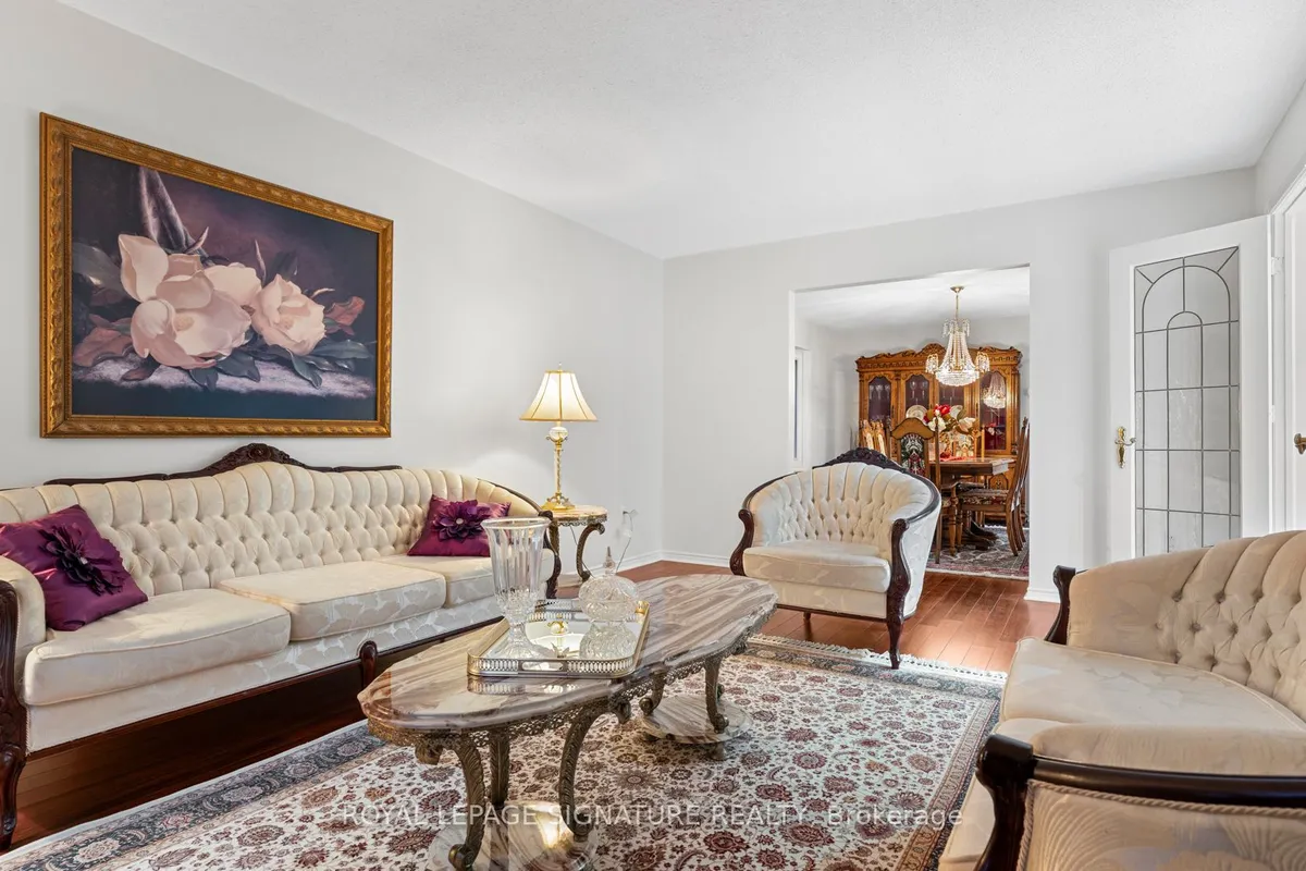 583 Foxwood Trail, ON L1V 4R3