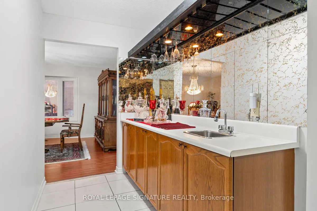 583 Foxwood Trail, ON L1V 4R3