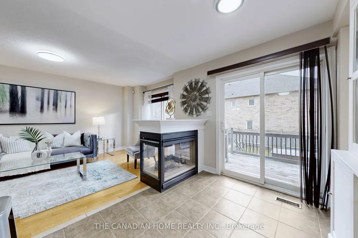 28 Whitefoot Crescent, ON L1Z 2E1