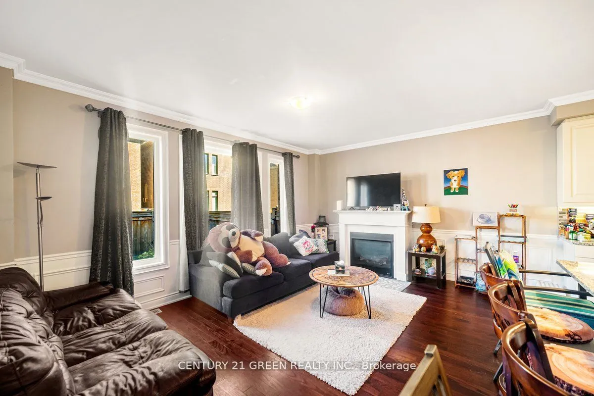 9 Coates Of Arms Lane, ON L1T 3S2