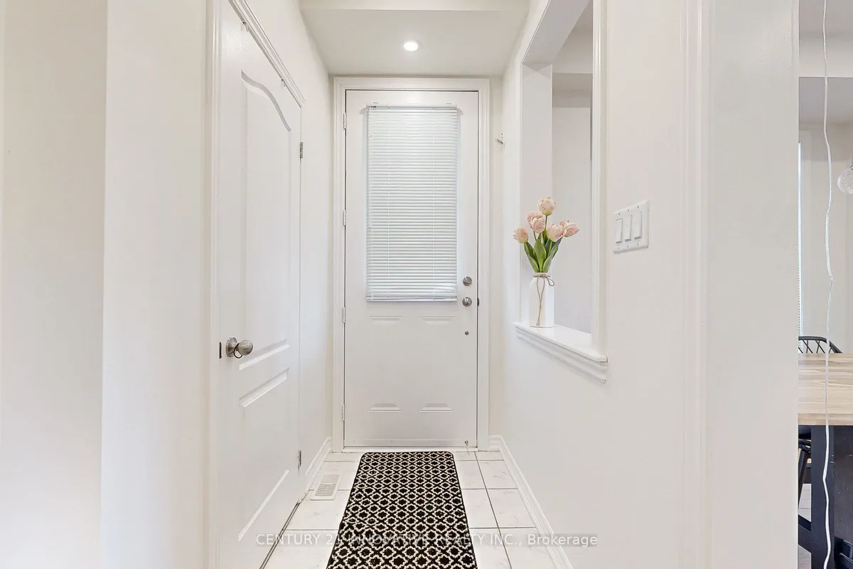 1173 Church Street, ON L1T 4R2