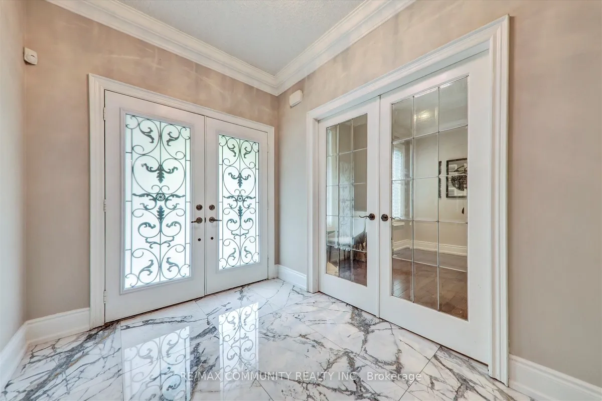 429 Staghorn Road, ON L1W 2M8