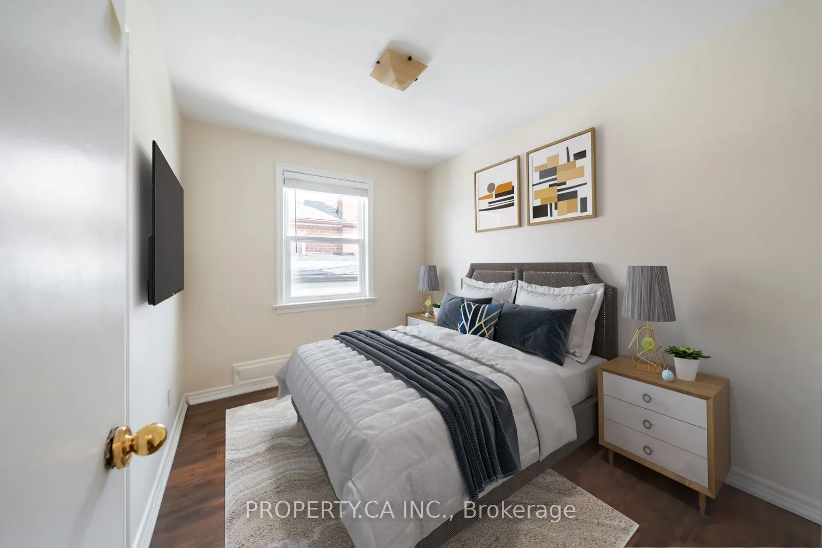 Detached interior view at 1592 Pharmacy Avenue Toronto