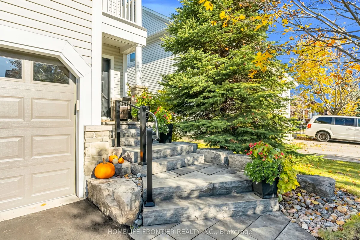 73 Kenilworth Crescent, ON L1M 2M7