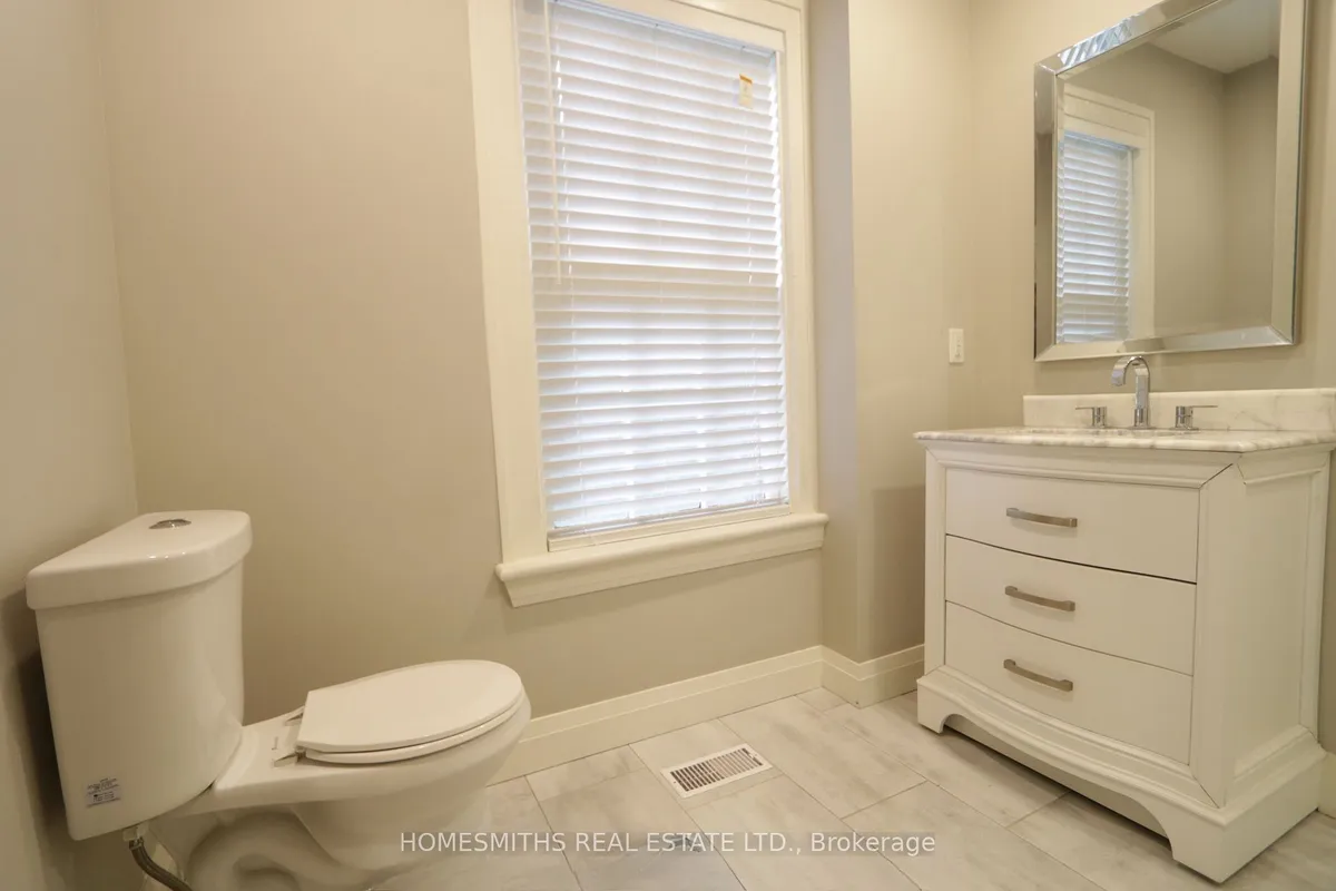 49 Centre Street, ON L1C 2Y2