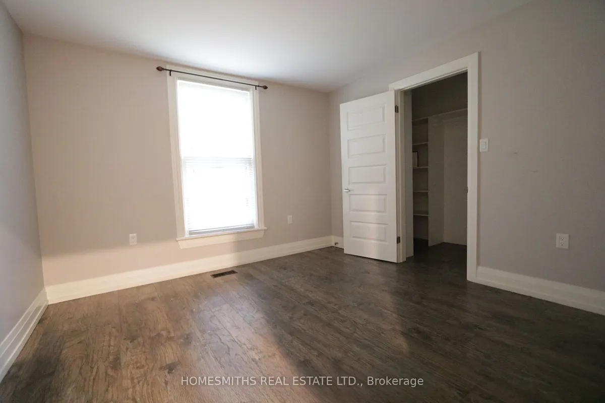 49 Centre Street, ON L1C 2Y2