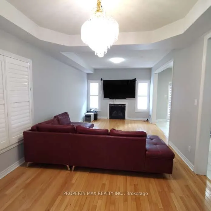 Detached kitchen at 1517 Dusty Drive Pickering