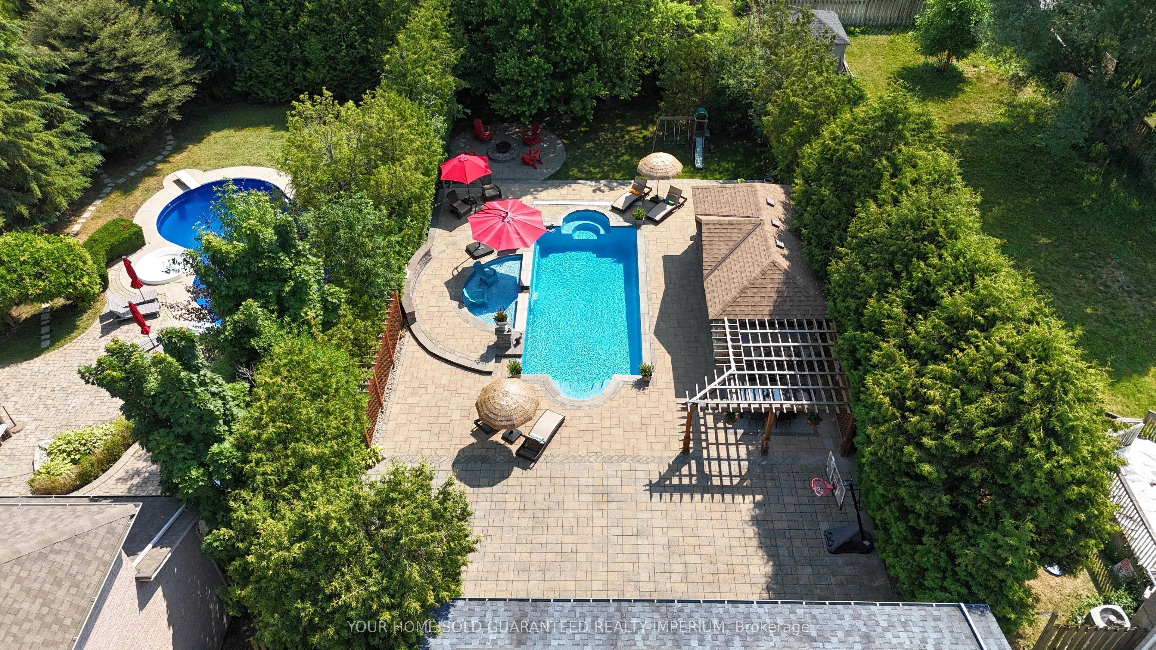 Detached interior view at 1793 Pine Grove Avenue Pickering